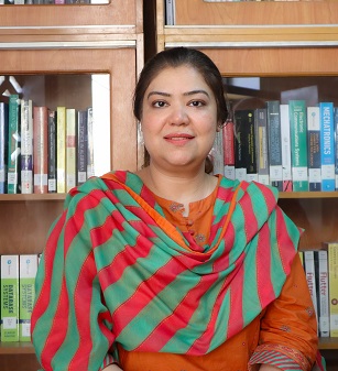 Dr Shamsa Malik