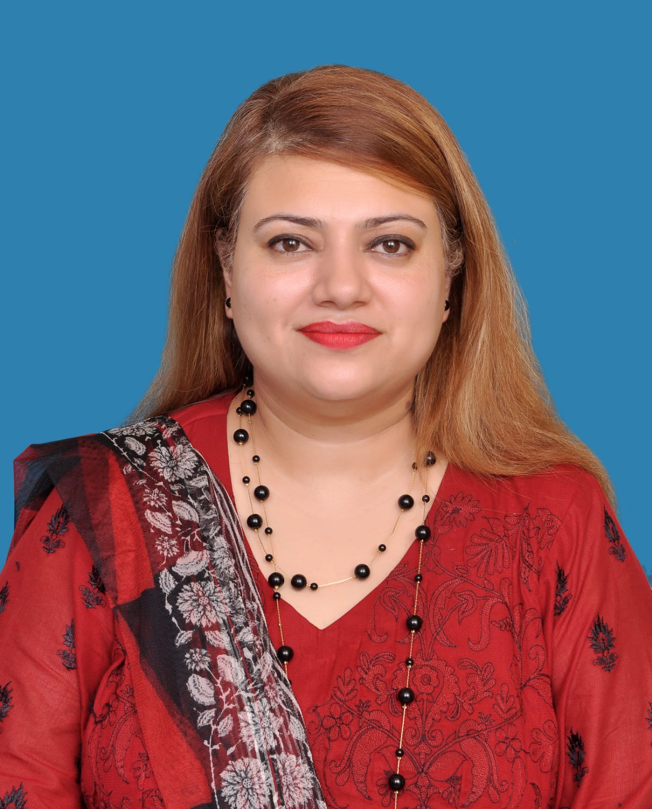 Dr. Amina Ghazanfar